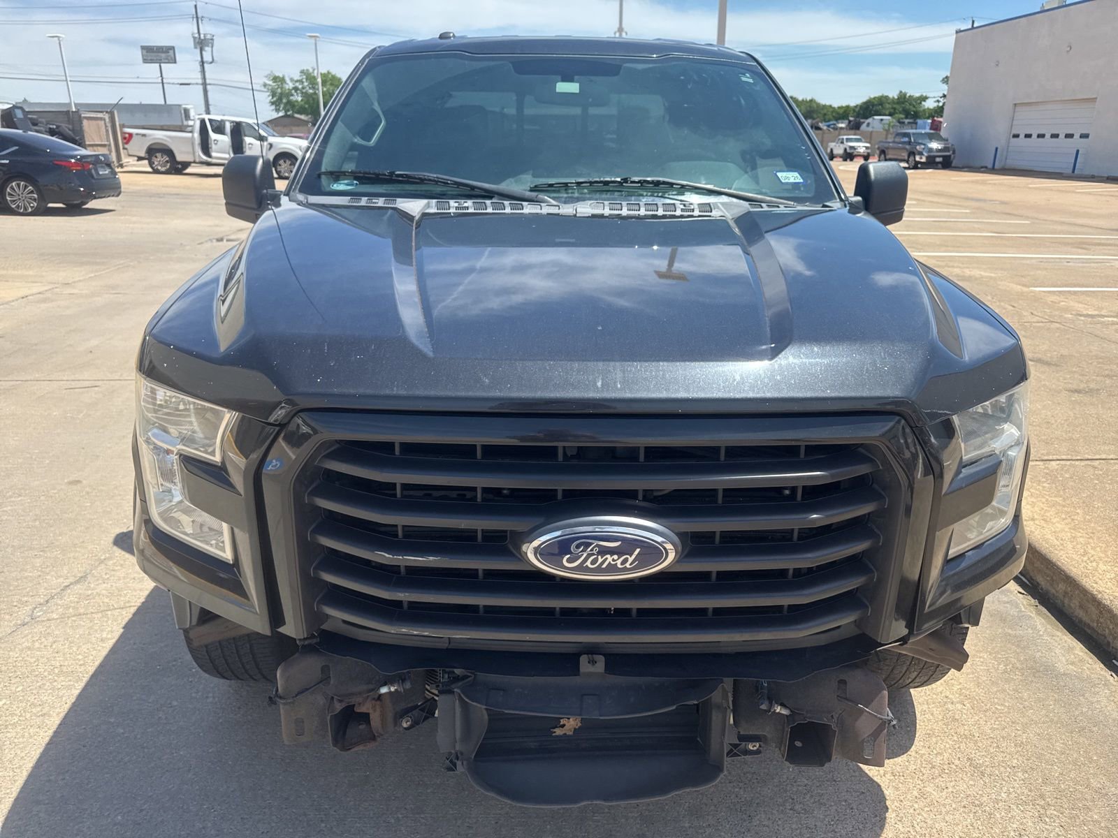 Used 2015 Ford F150 XLT w/ Equipment Group 302A Luxury image 8