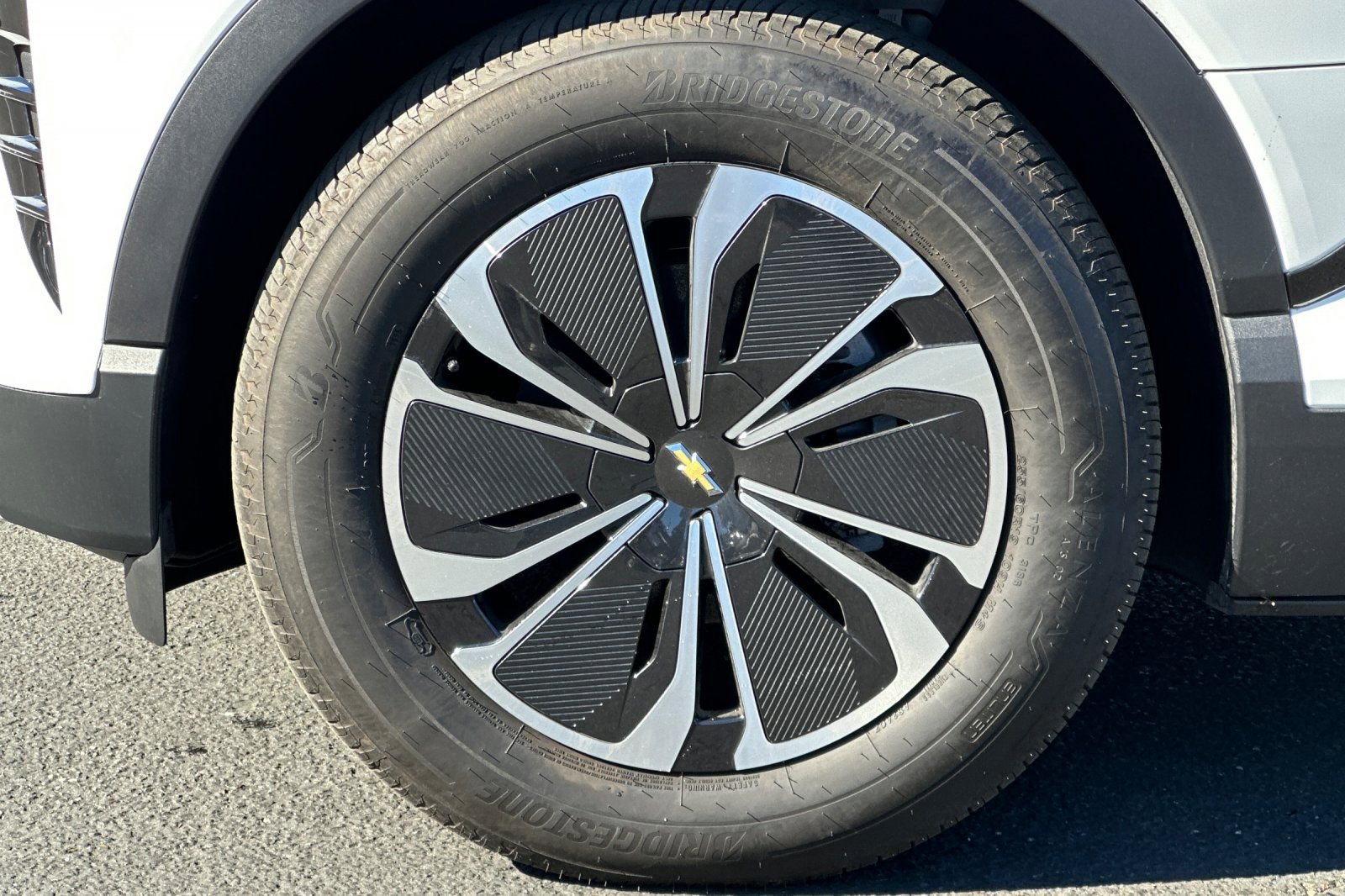 Used 2026 Chevrolet Blazer EV LT image 40