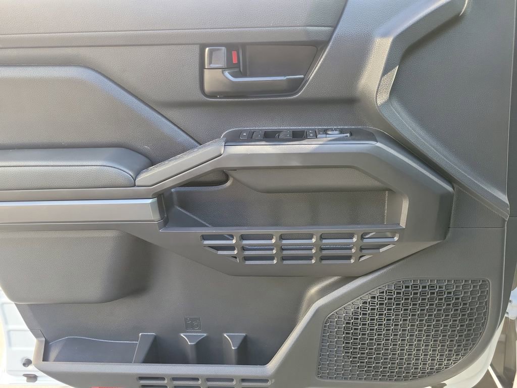 Used 2025 Toyota Tacoma SR5 image 19