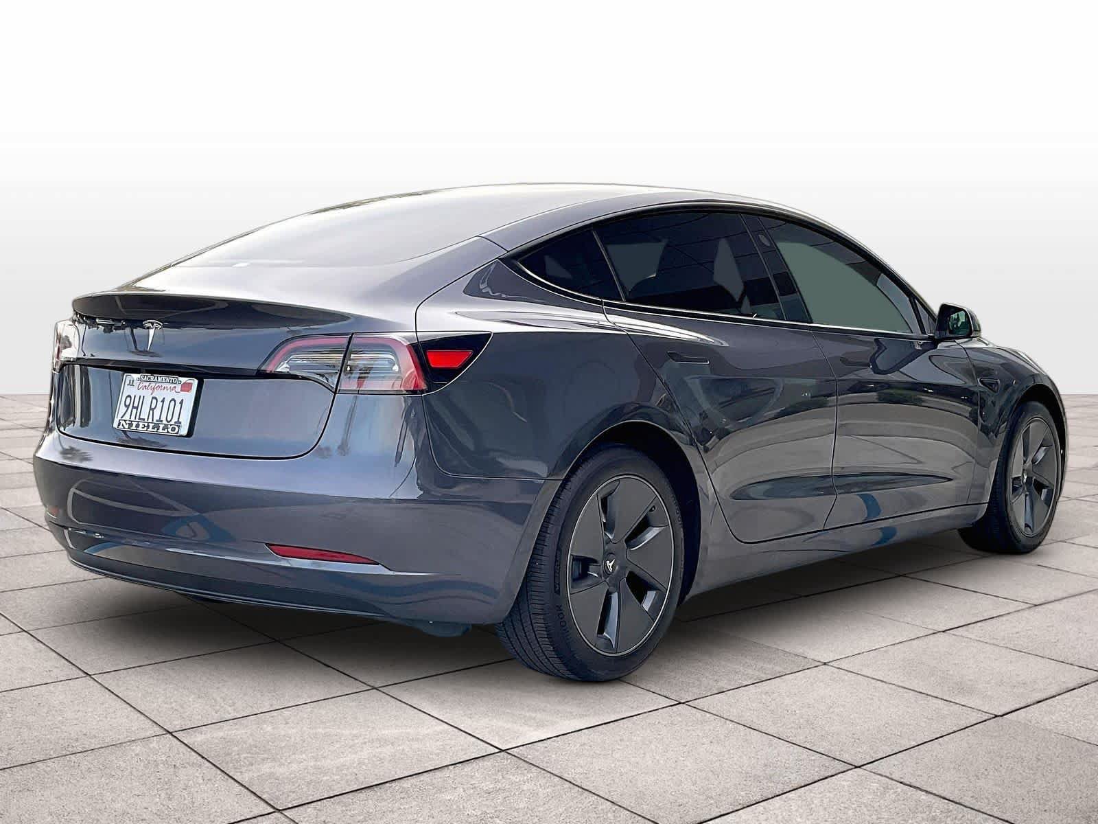 Used 2023 Tesla Model 3 Standard Range RWD image 14