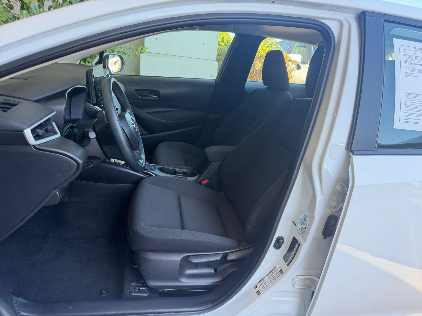 Used 2025 Toyota Corolla LE FWD image 64