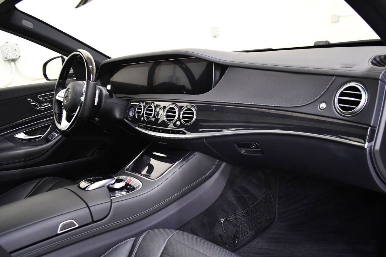 Used 2018 Mercedes-Benz S 560 4MATIC Sedan image 14