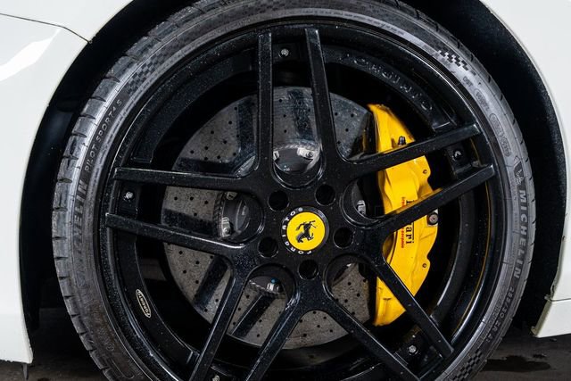 Used 2016 Ferrari California T image 16