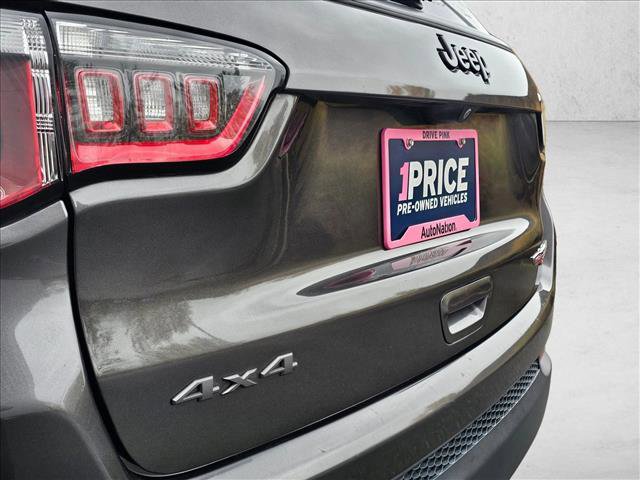 Used 2019 Jeep Compass Trailhawk image 13