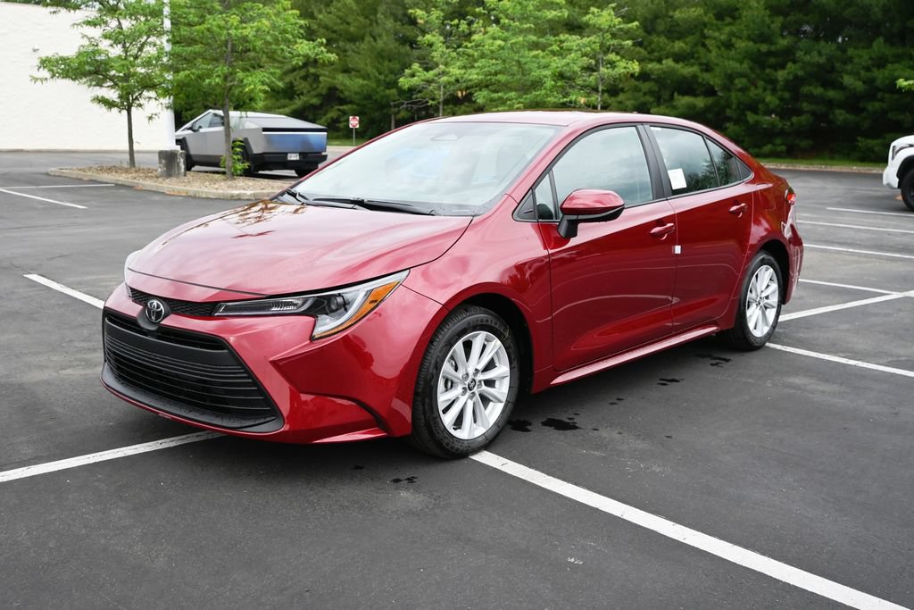 New 2026 Toyota Corolla LE FWD image 2