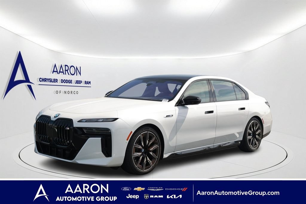 Used 2025 BMW i7 M70 w/ Executive Package AWD/4WD image 1