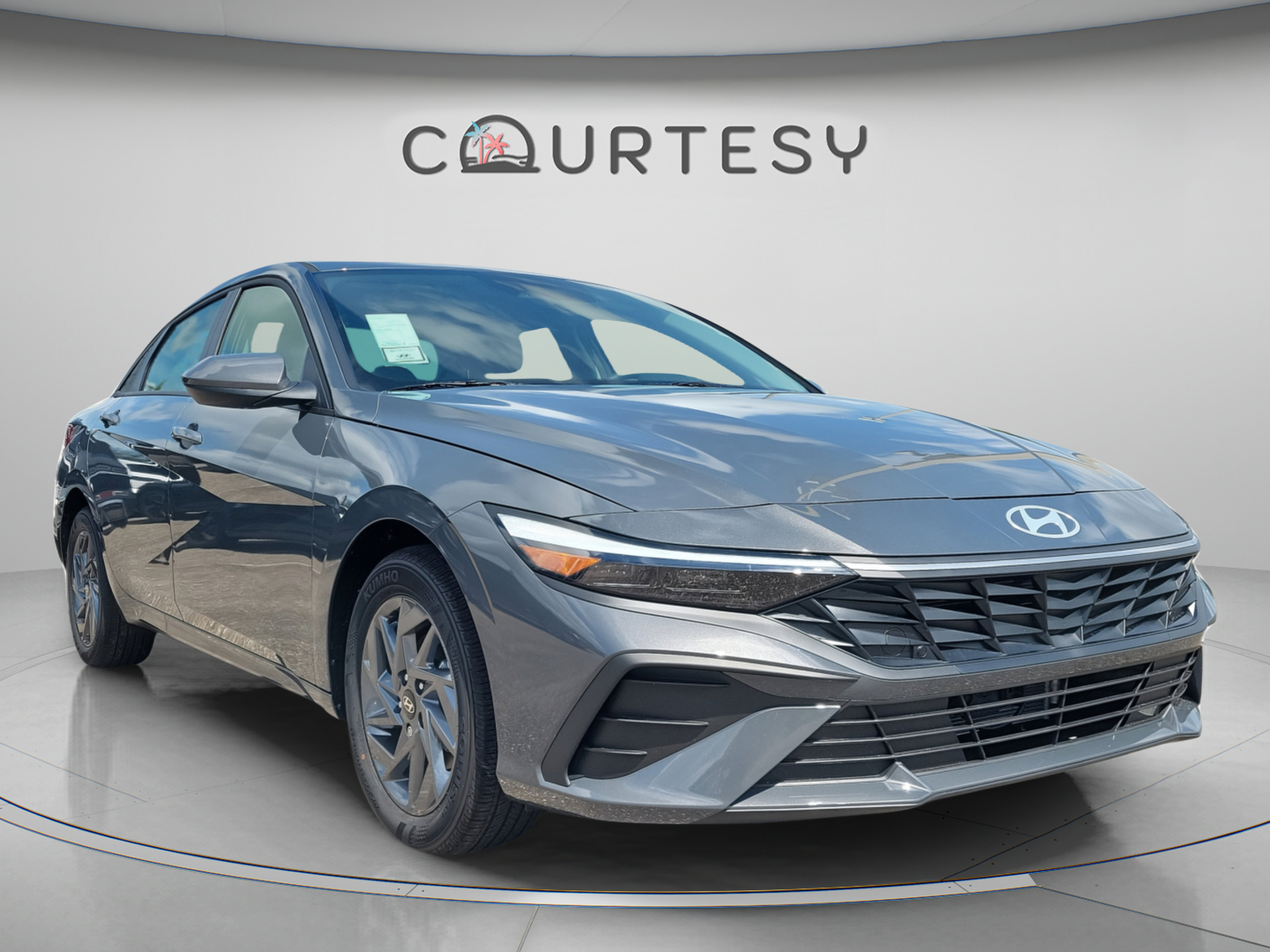 New 2025 Hyundai Elantra Hybrid FWD image 6