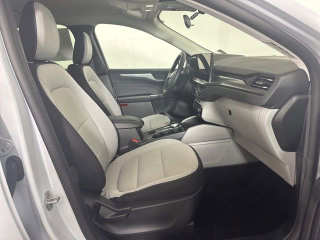 Used 2025 Ford Escape Active w/ Tech Pack #1 image 4