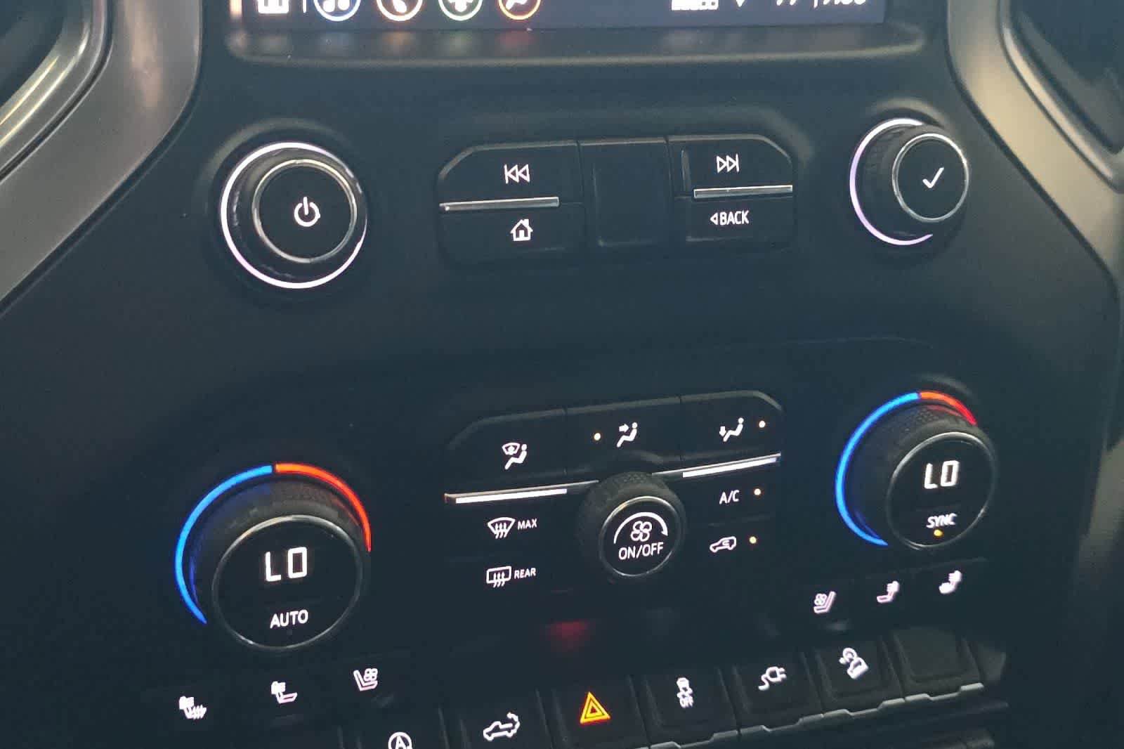 Used 2019 Chevrolet Silverado 1500 LTZ w/ LTZ Texas Edition AWD/4WD image 21