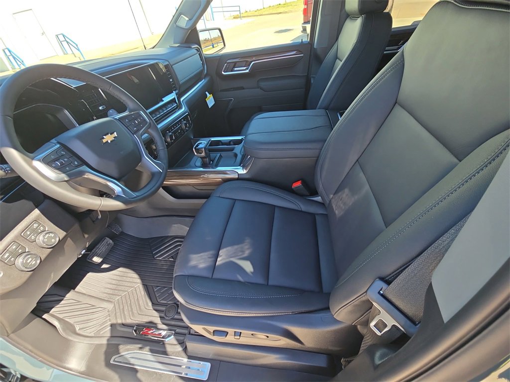 New 2026 Chevrolet Silverado 1500 LT w/ All Star Edition Plus image 16