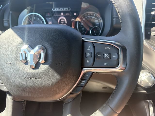 Used 2025 RAM 1500 Laramie AWD/4WD image 26