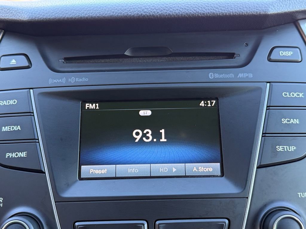 Used 2015 Hyundai Santa Fe Limited image 14