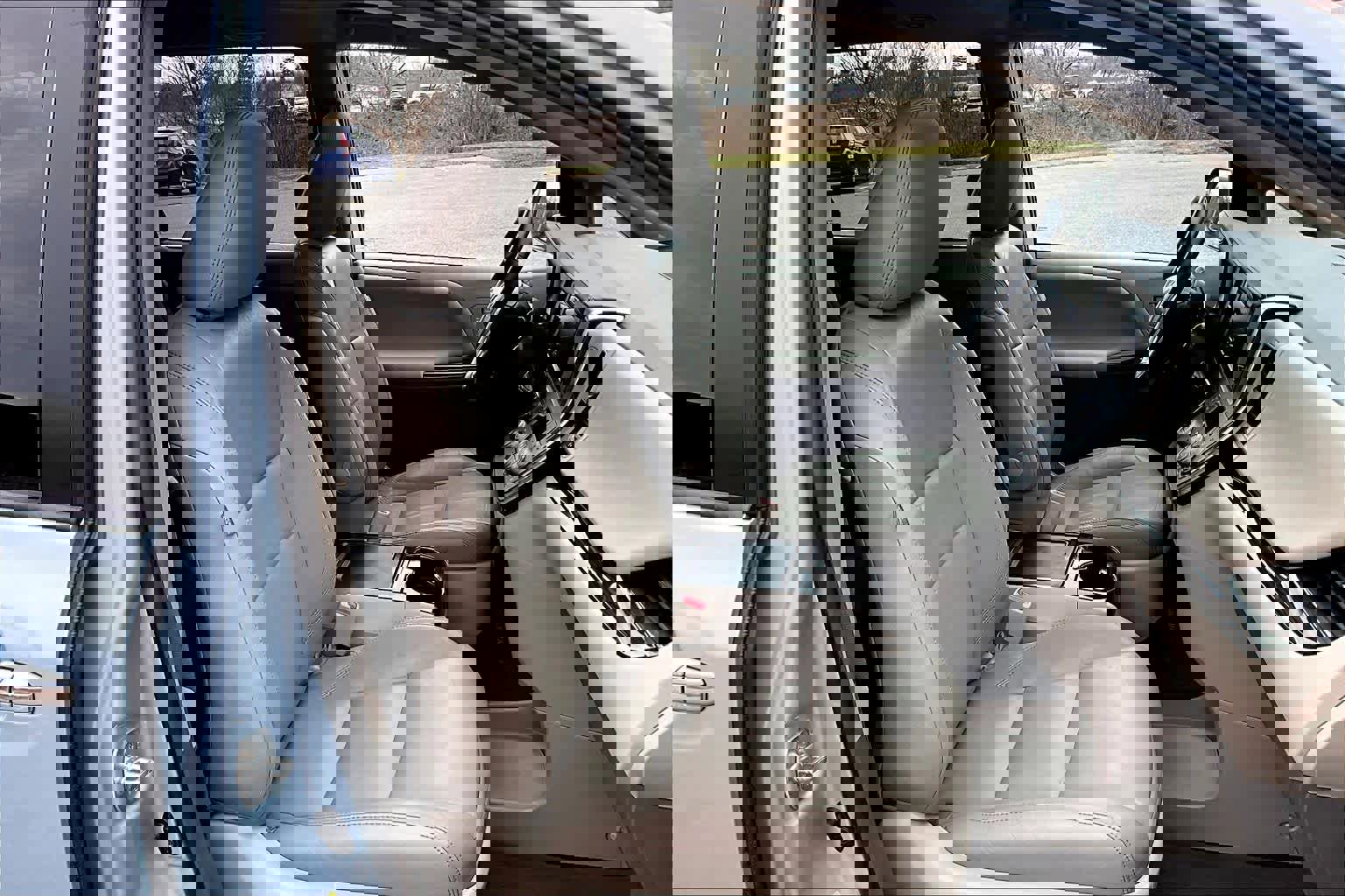 Used 2016 Toyota Sienna XLE w/ XLE Navigation Package image 8