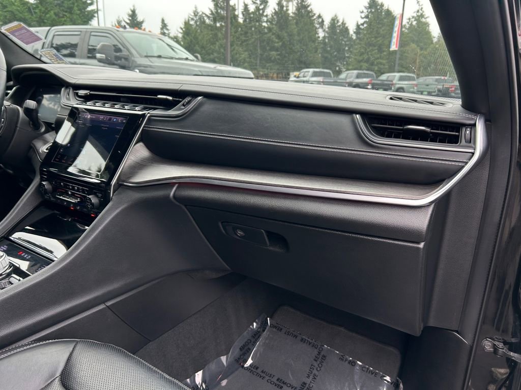 Used 2022 Jeep Grand Cherokee Overland image 27