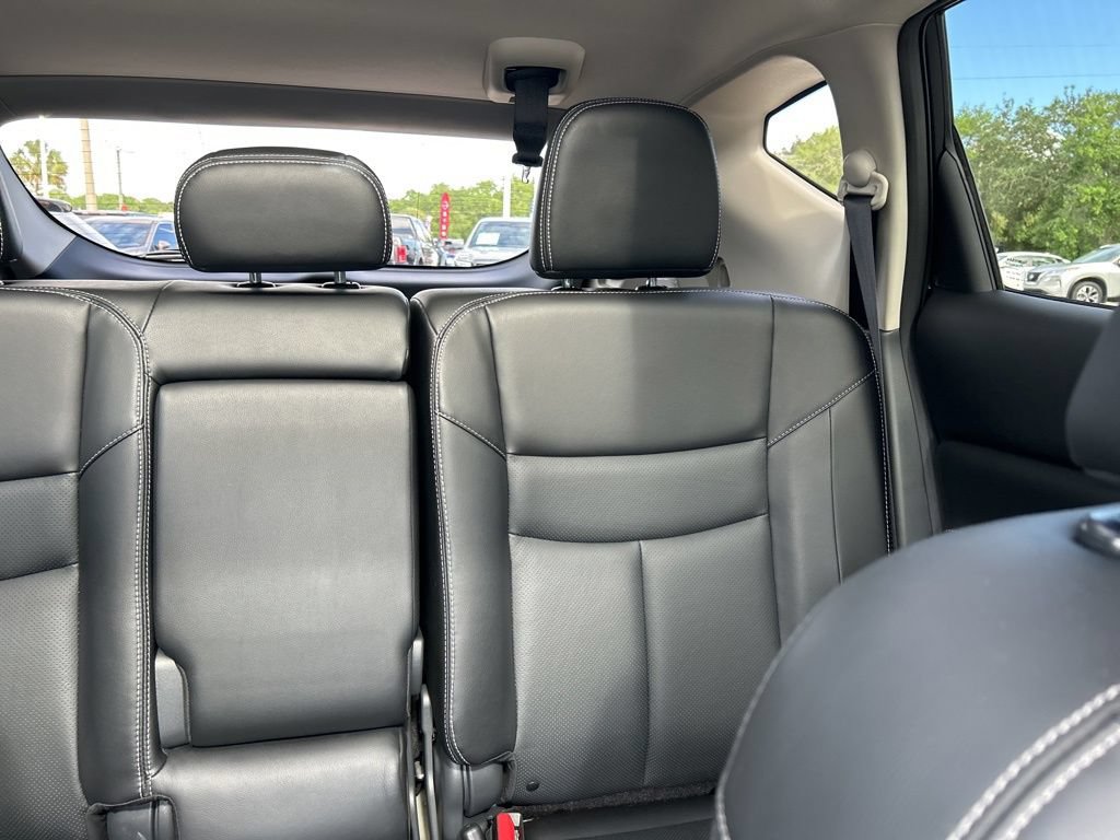 Certified 2024 Nissan Murano SL FWD image 16