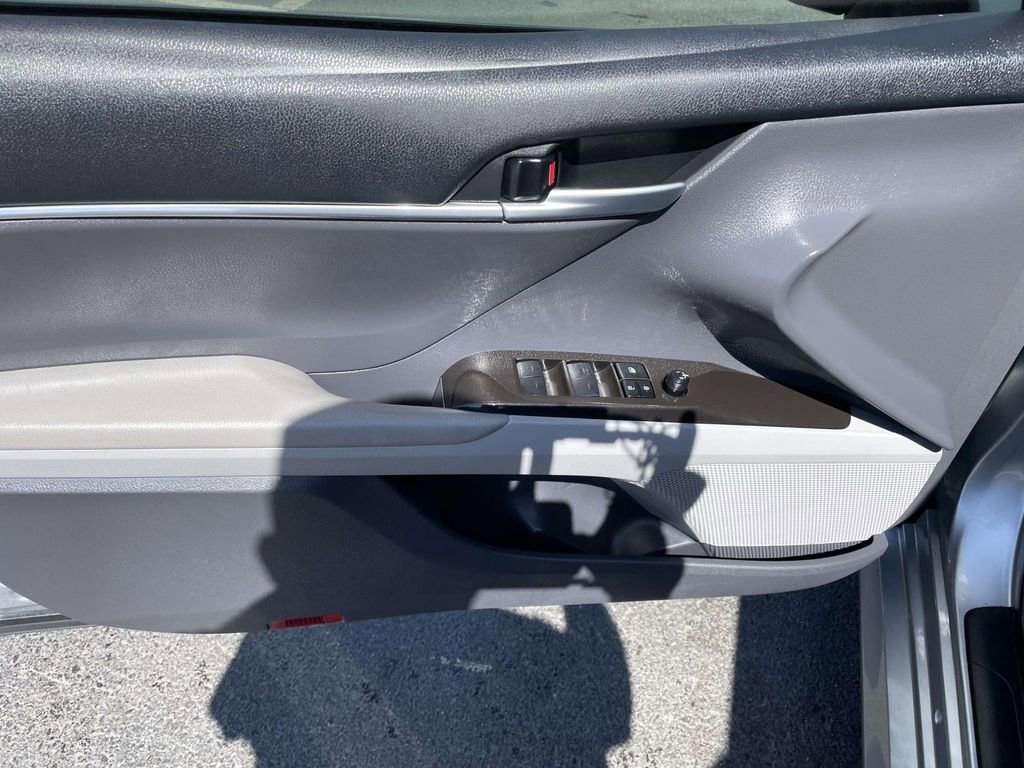 Used 2024 Toyota Camry LE image 26