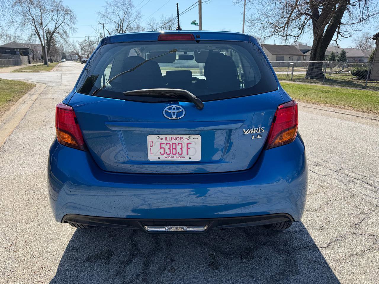 Used 2016 Toyota Yaris LE image 4