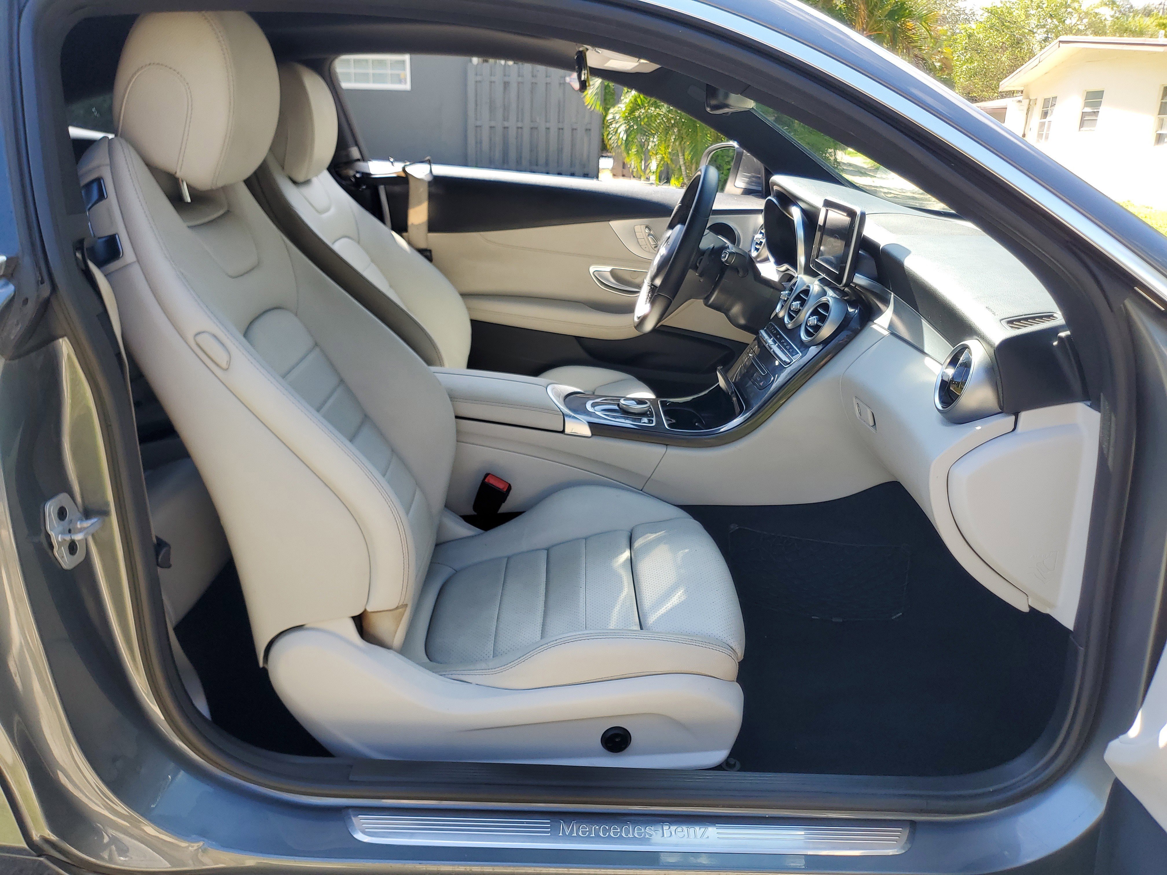 Used 2017 Mercedes-Benz C 300 Coupe image 9