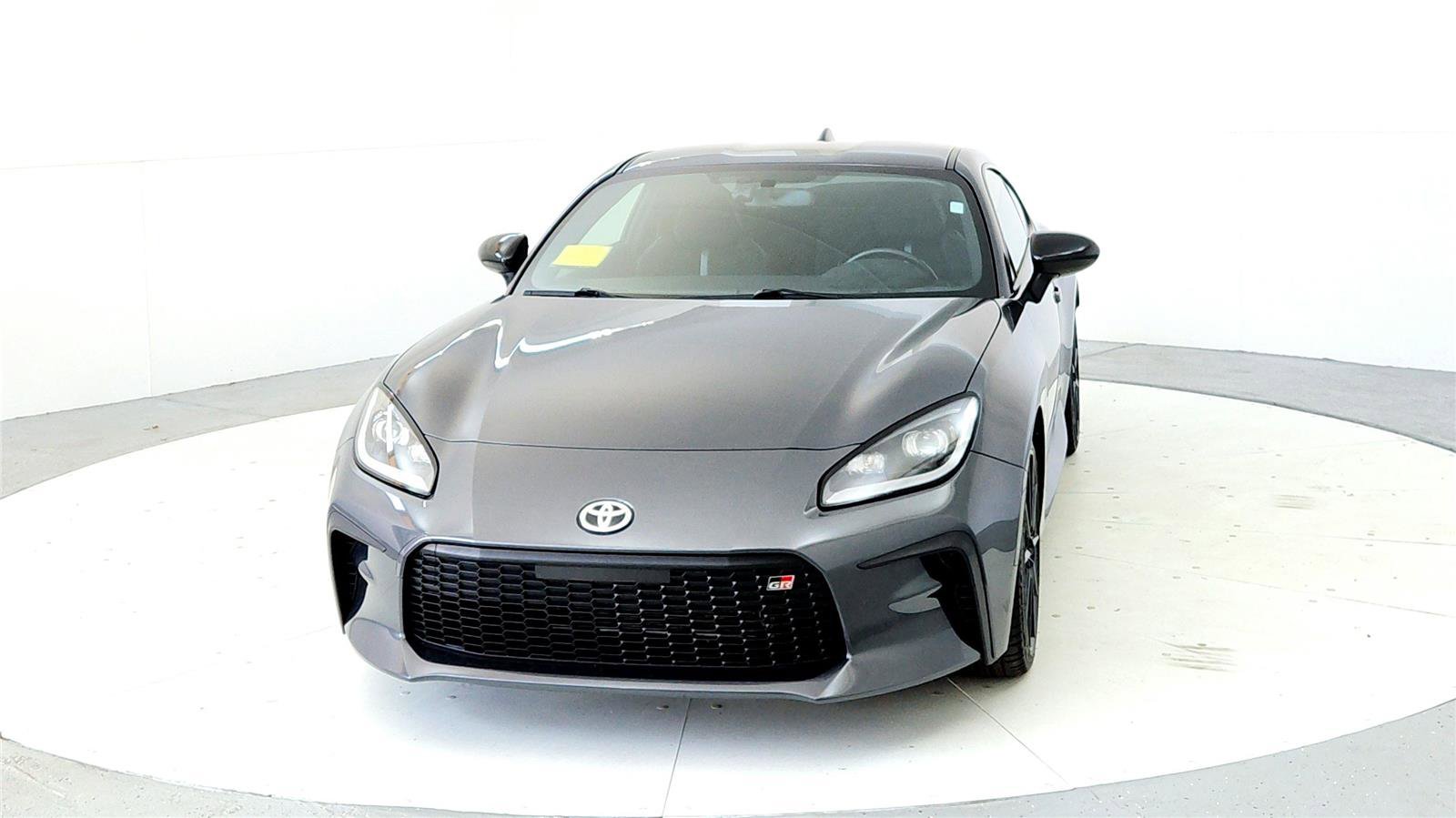 Used 2023 Toyota GR86 Premium w/ ALL Weather Mat Package (TMS) RWD image 2