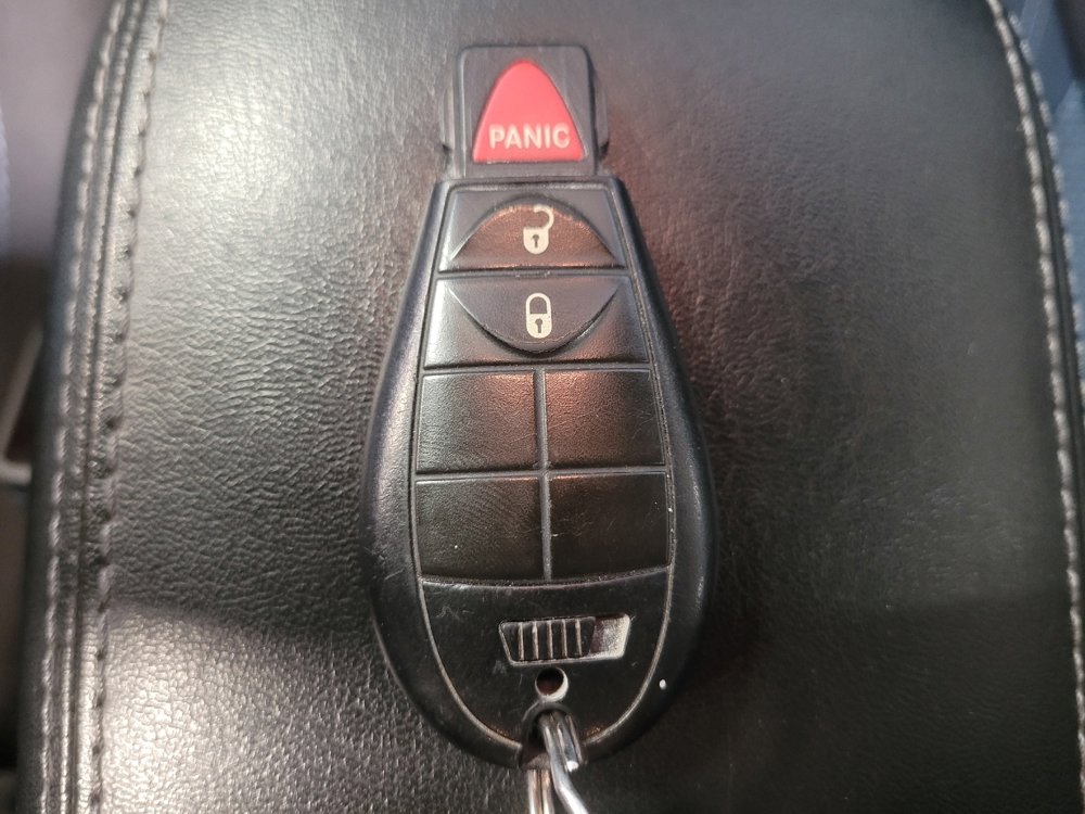 Used 2020 Jeep Cherokee Latitude AWD/4WD image 32