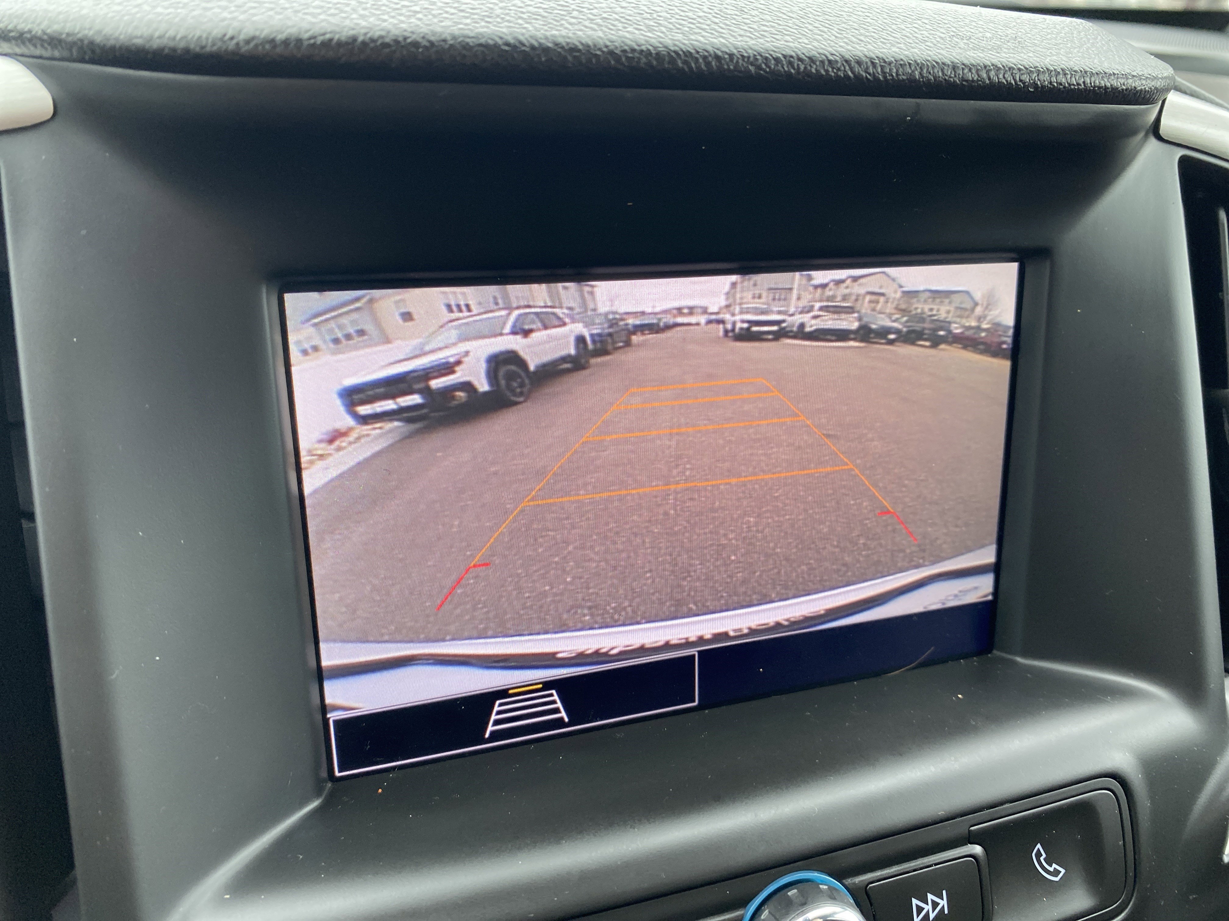 Used 2023 GMC Terrain SLE w/ Driver Convenience Package image 31