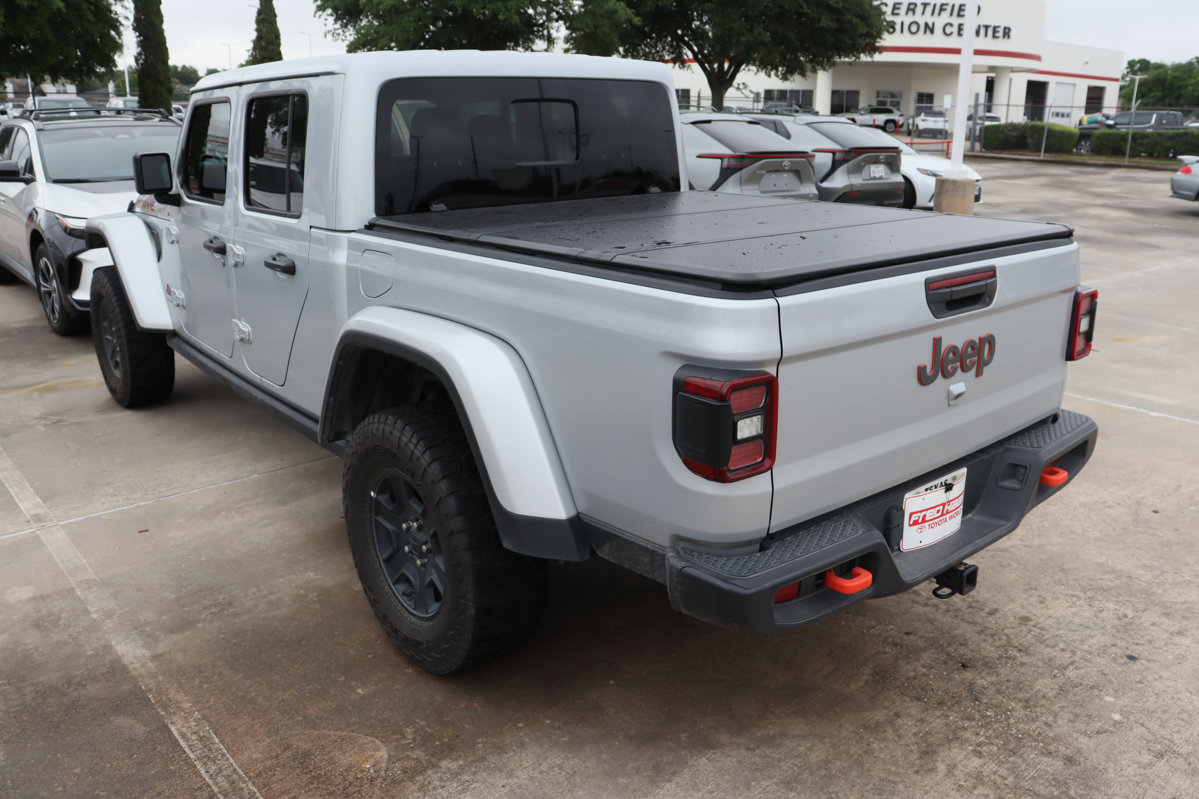Used 2022 Jeep Gladiator Mojave w/ LED Lighting Group AWD/4WD image 6