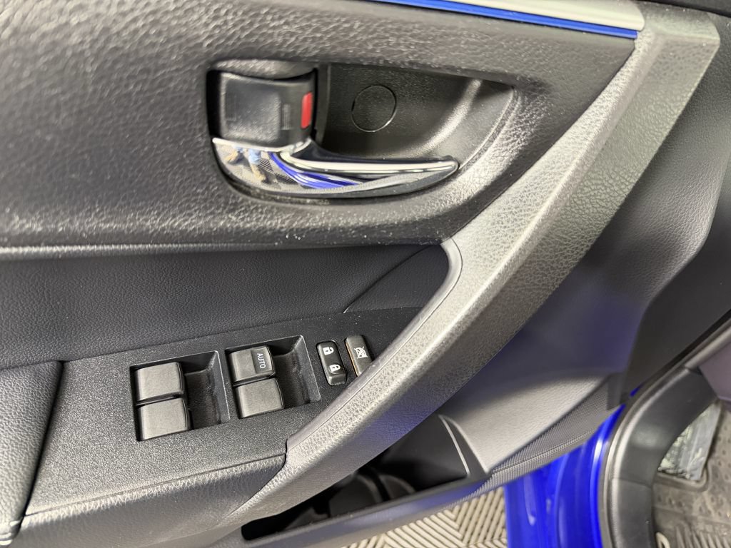Used 2016 Toyota Corolla S FWD image 39