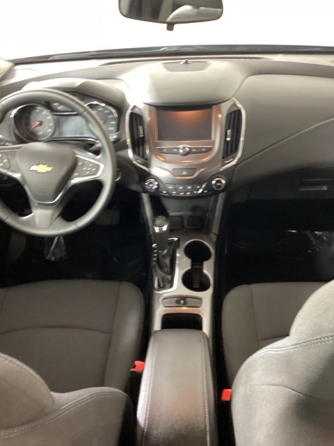 Used 2018 Chevrolet Cruze LT w/ Convenience Package image 20