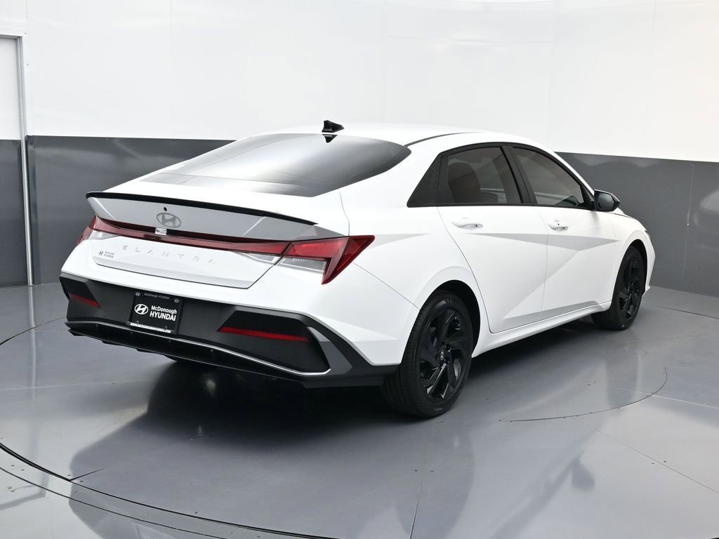 New 2026 Hyundai Elantra Sport image 3
