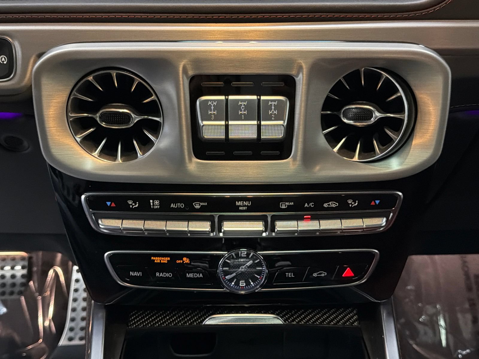 Certified 2022 Mercedes-Benz G 63 AMG 4MATIC image 33