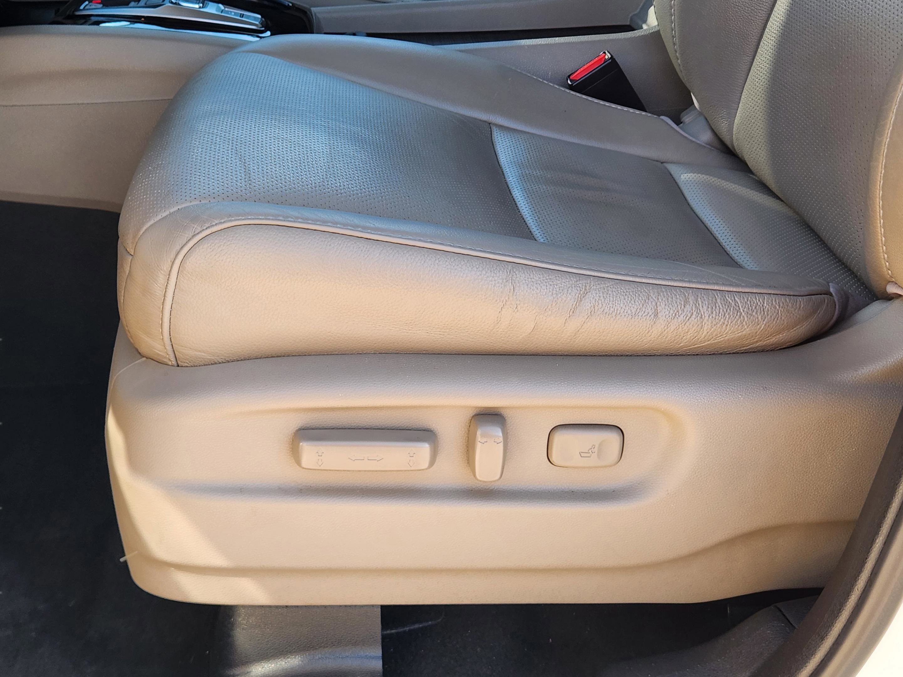 Used 2018 Honda Pilot Elite image 32