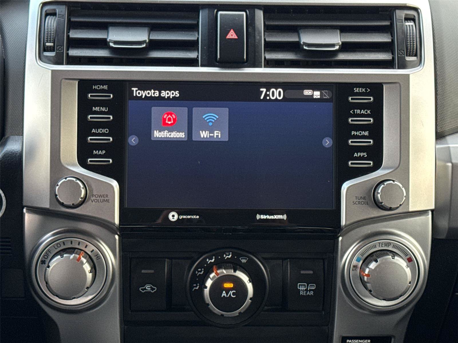 Used 2024 Toyota 4Runner SR5 AWD/4WD image 23