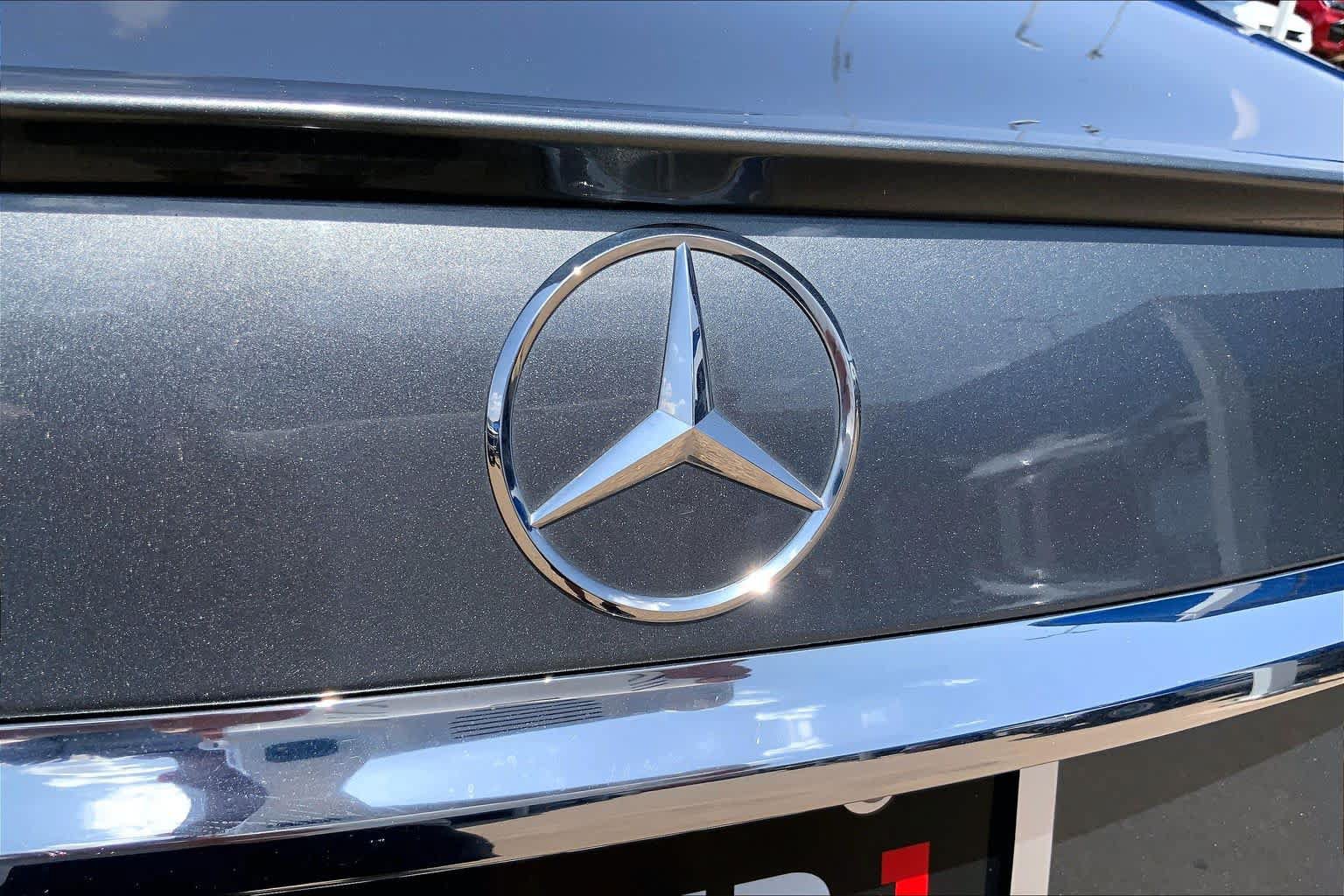 Used 2017 Mercedes-Benz E 300 image 10