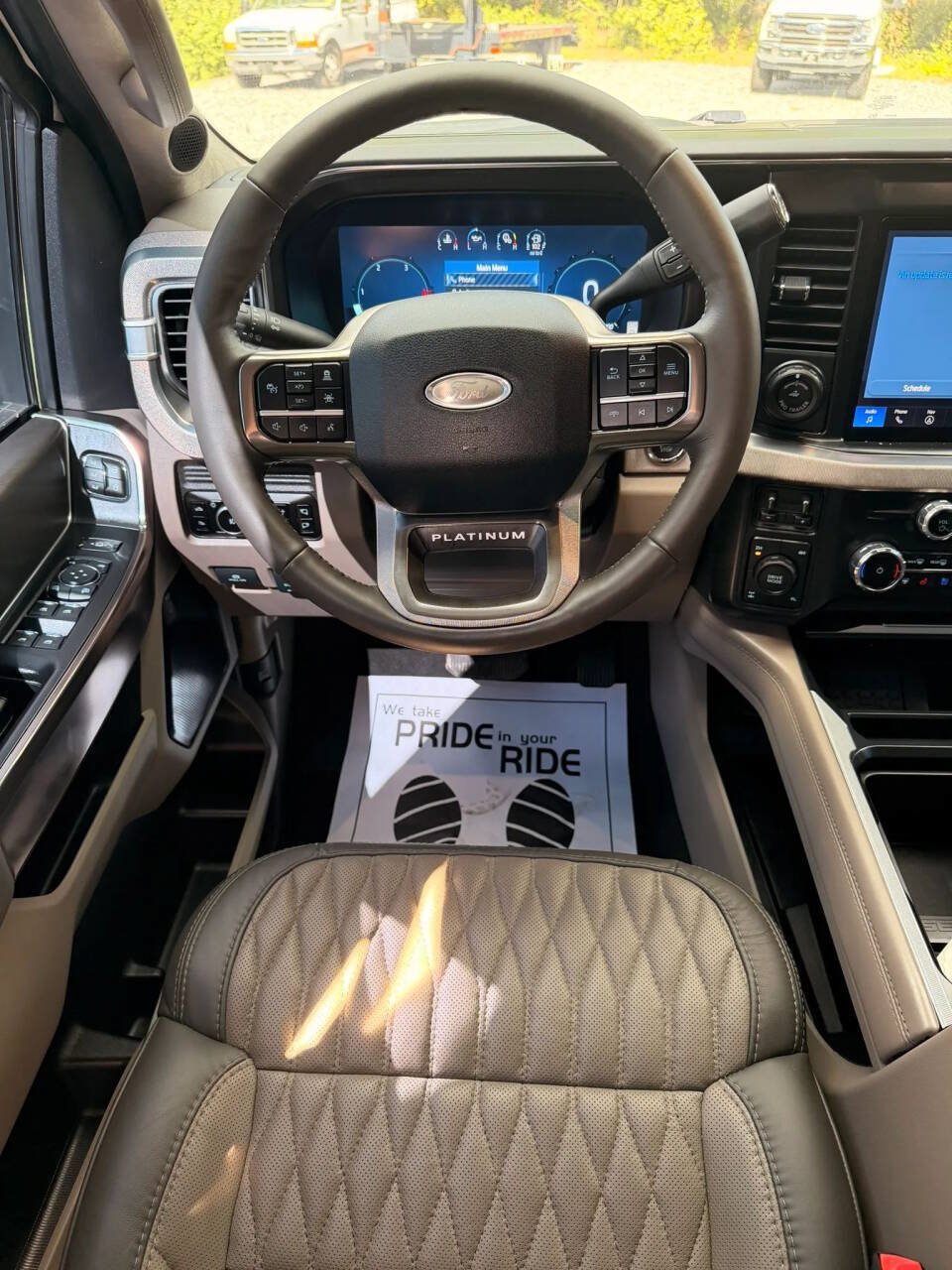 Used 2026 Ford F350 Platinum w/ Platinum Plus Package AWD/4WD image 16