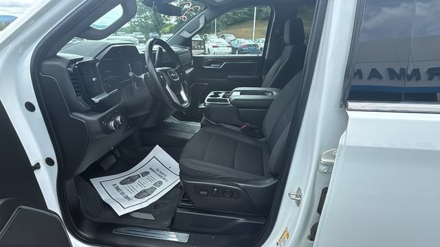 Used 2023 GMC Sierra 1500 SLE w/ X31 Off-Road Package AWD/4WD image 13