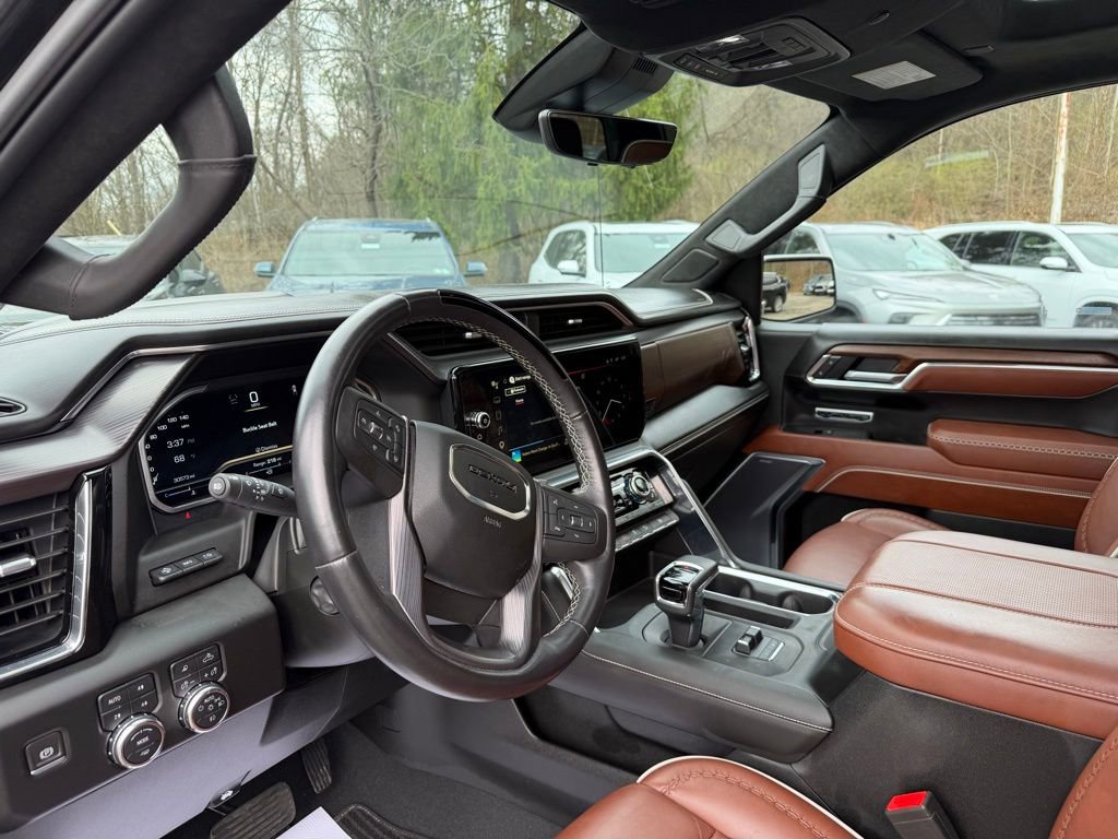 Used 2023 GMC Sierra 1500 Denali Ultimate AWD/4WD image 13