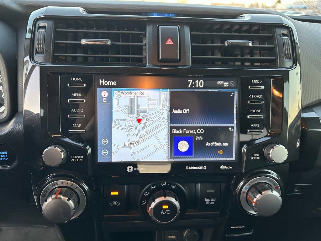 Used 2024 Toyota 4Runner TRD Off-Road Premium AWD/4WD image 21