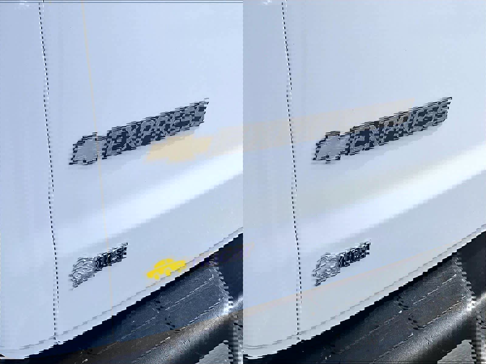 Used 2024 Chevrolet Express 2500 w/ Driver Convenience Package image 25