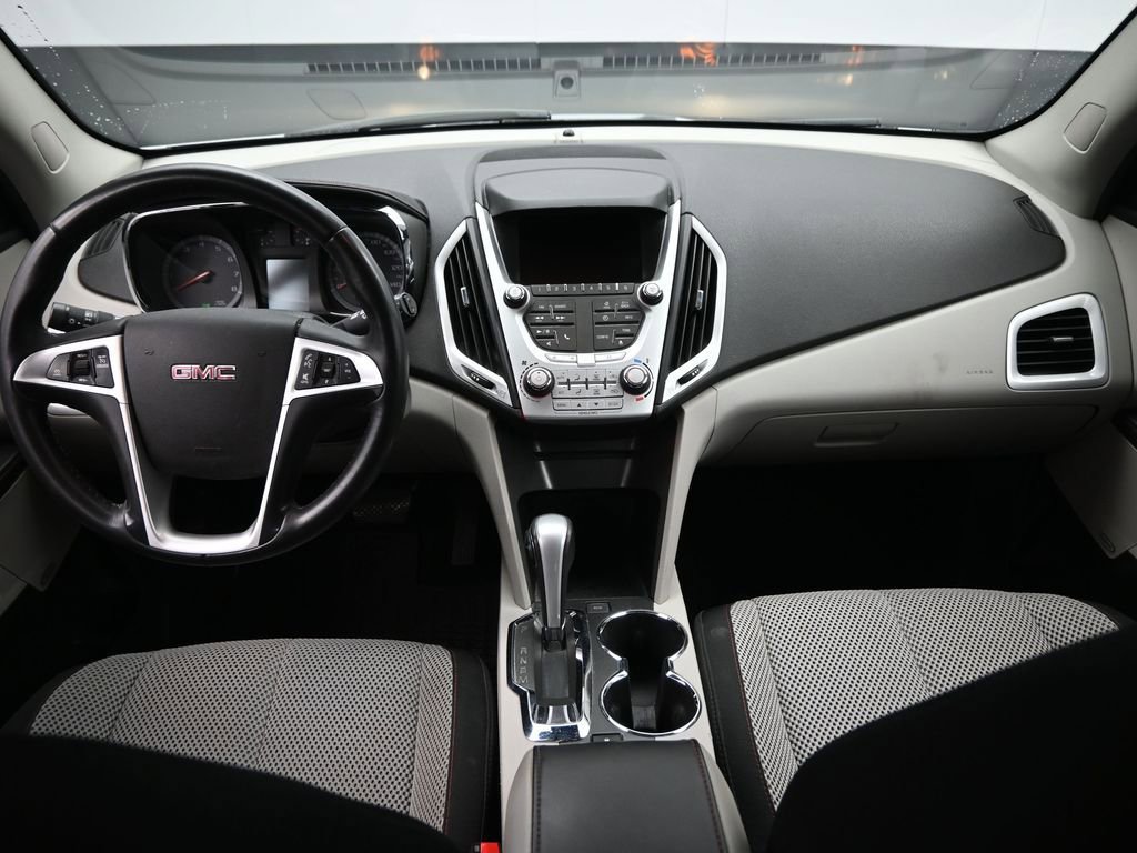 Used 2015 GMC Terrain SLE image 18