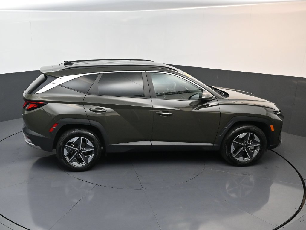 Used 2025 Hyundai Tucson SEL AWD/4WD image 16