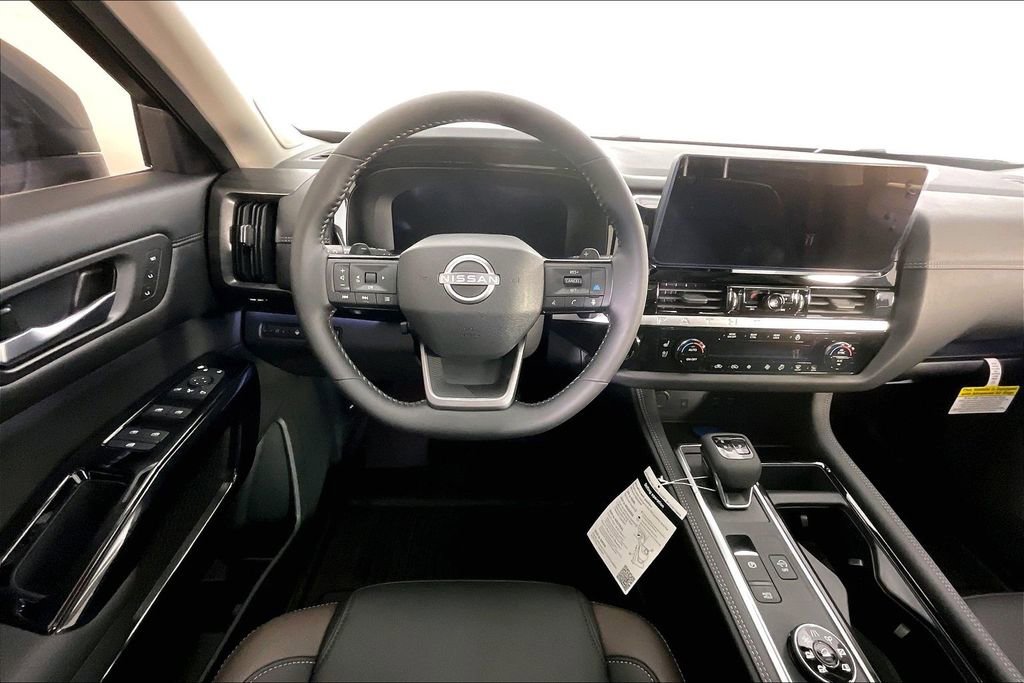 New 2026 Nissan Pathfinder Platinum w/ Cargo Package image 23