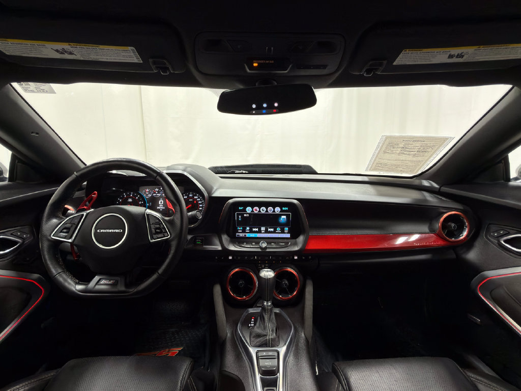 Used 2016 Chevrolet Camaro SS RWD image 21