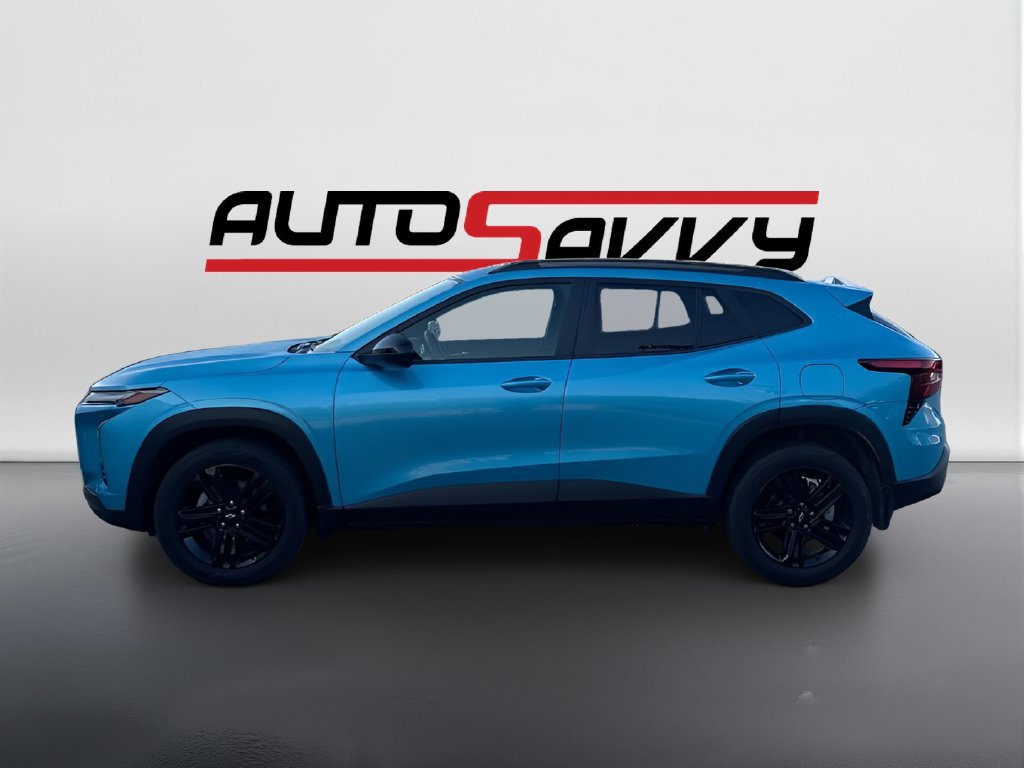 Used 2025 Chevrolet Trax ACTIV w/ Sunroof Package FWD image 4