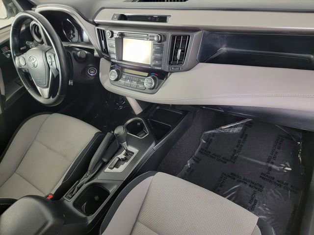 Used 2016 Toyota RAV4 XLE image 19