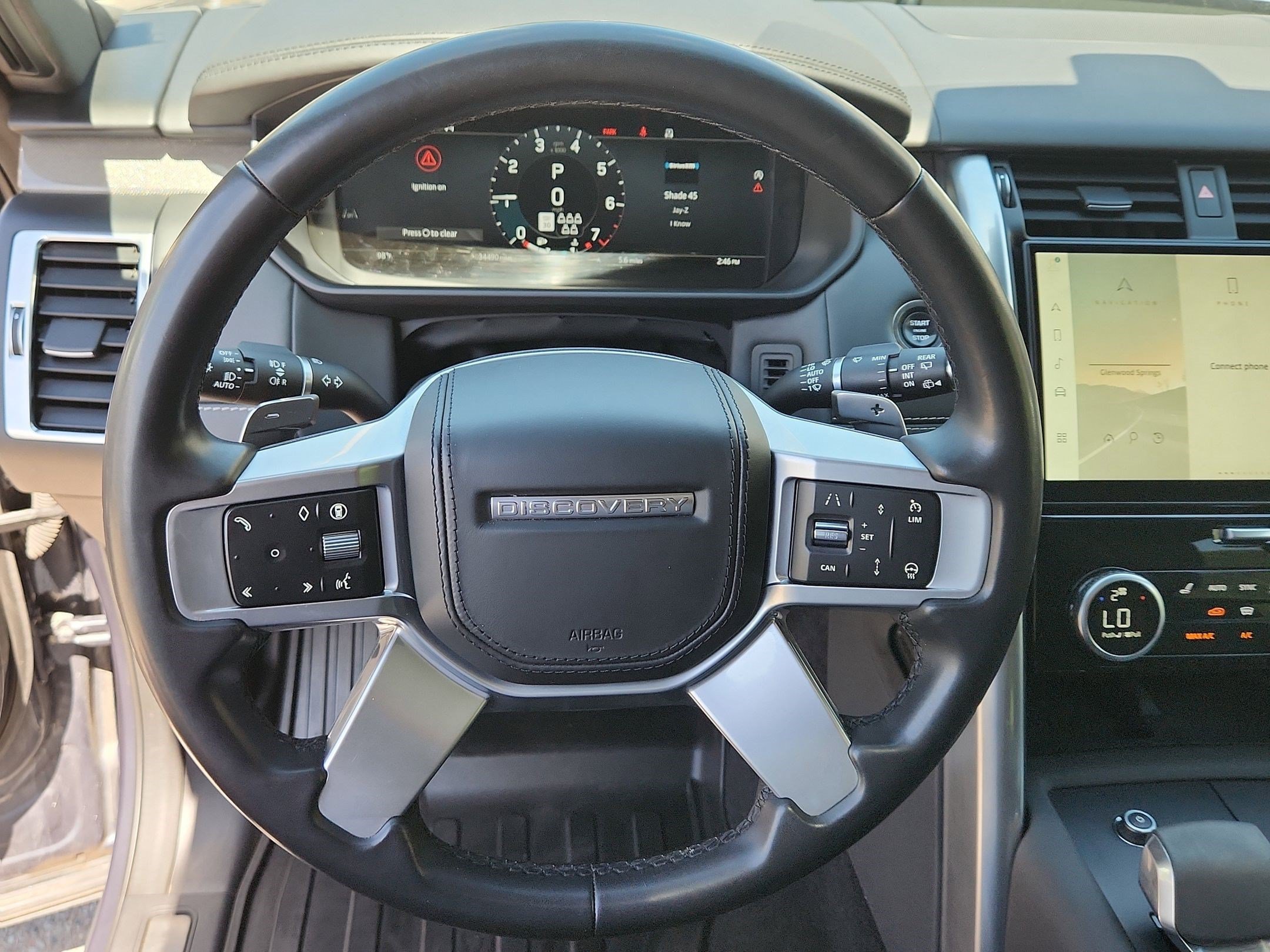 Used 2024 Land Rover Discovery Metropolitan Edition AWD/4WD image 15