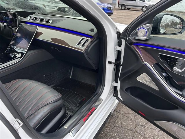 Used 2024 Mercedes-Benz S 63 AMG S image 30