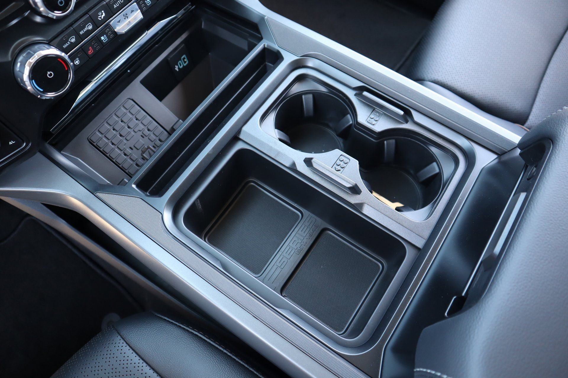 New 2026 Ford F350 Lariat w/ Black Appearance Package image 10