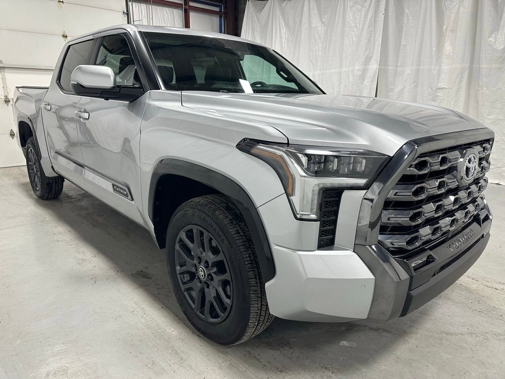 Used 2025 Toyota Tundra Platinum image 1