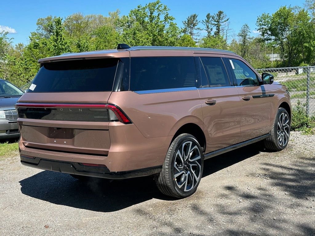 New 2026 Lincoln Navigator L Black Label AWD/4WD image 33
