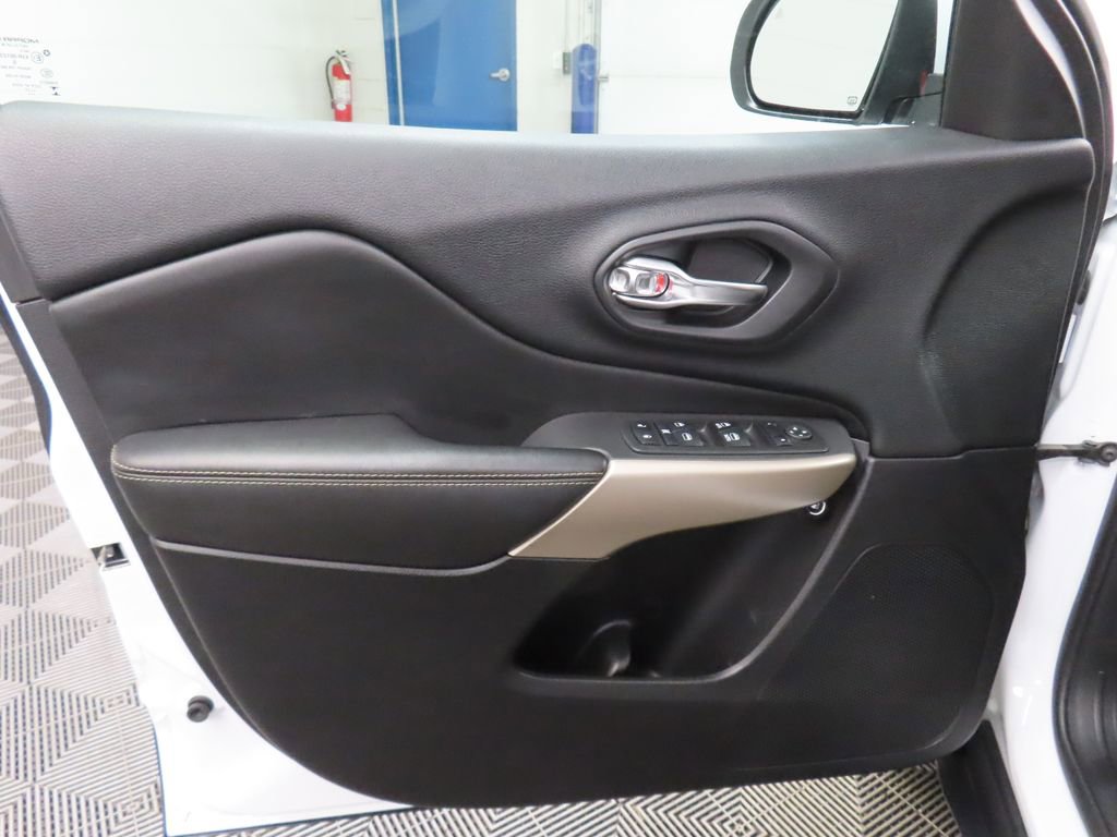 Used 2018 Jeep Cherokee Limited w/ High Altitude Package image 57